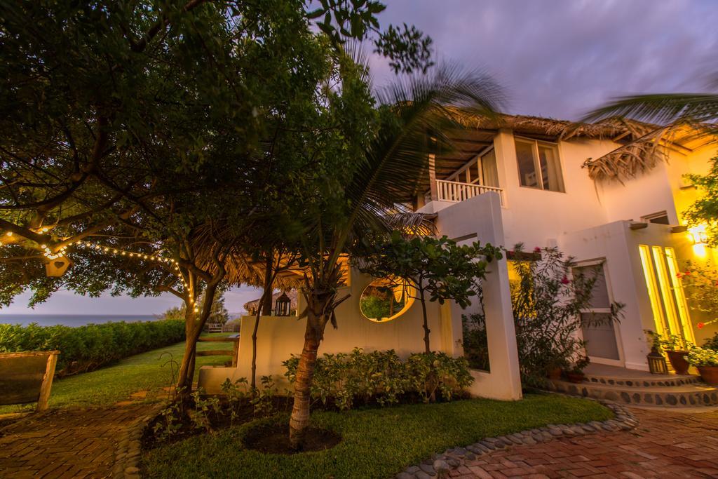 Villas Del Mar Máncora Exteriör bild