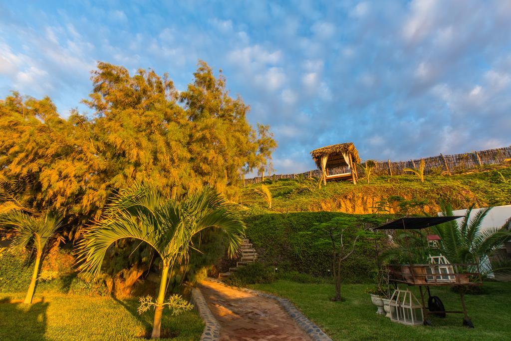 Villas Del Mar Máncora Exteriör bild